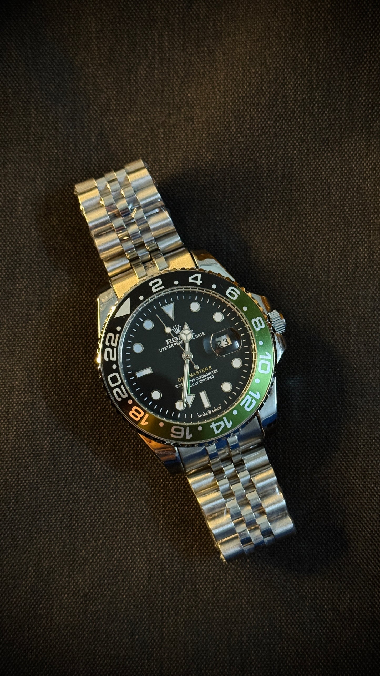 Rolex GMT-Master II Vintage Premium Copy (Green & Black Bezel)